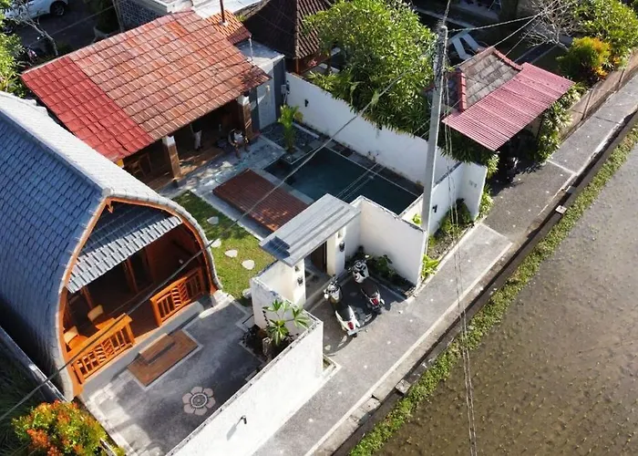 Villa Sweet Villa, Private